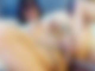 emily-86's Live Sex Cam Show