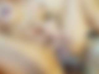 emily-86's Live Sex Cam Show