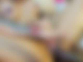 Live cam show with emily-86 - Gamer Mature on xxxlivecams.org