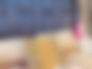 emily-86's Live Sex Cam Show