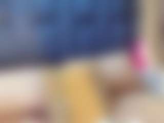 emily-86's Live Sex Cam Show