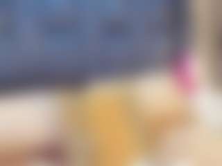 emily-86's Live Sex Cam Show
