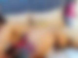 emily-86's Live Sex Cam Show