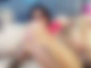 emily-86's Live Sex Cam Show