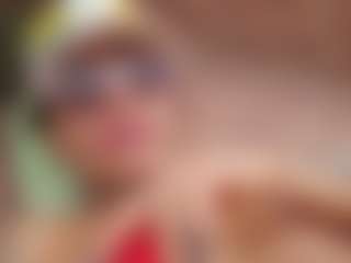 emily-86's Live Sex Cam Show