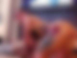 emily-86's Live Sex Cam Show