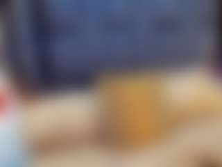 emily-86's Live Sex Cam Show