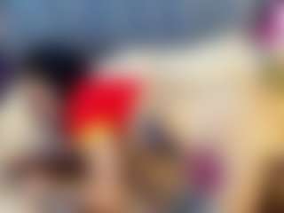 emily-86's Live Sex Cam Show