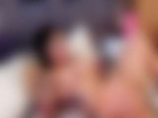emily-86's Live Sex Cam Show