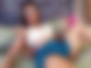 emily-86's Live Sex Cam Show