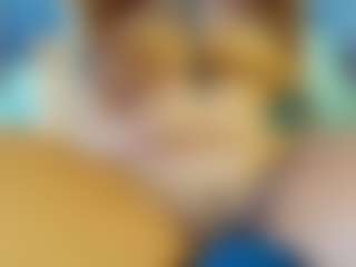 emily-86's Live Sex Cam Show