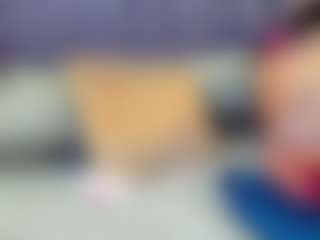 emily-86's Live Sex Cam Show
