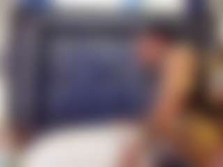 emily-86's Live Sex Cam Show