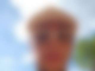 emily-86's Live Sex Cam Show