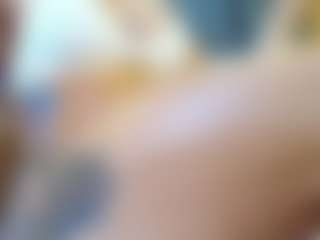 emily-86's Live Sex Cam Show