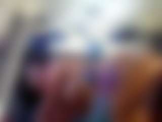 emily-86's Live Sex Cam Show