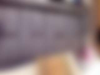 emily-86's Live Sex Cam Show