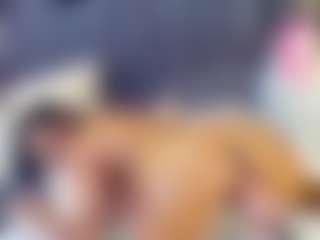 emily-86's Live Sex Cam Show
