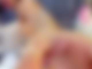 emily-86's Live Sex Cam Show