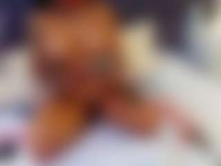 emily-86's Live Sex Cam Show