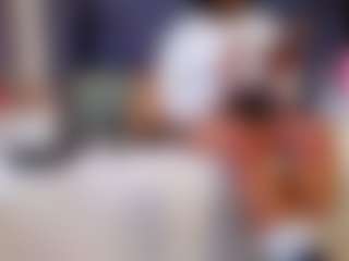 emily-86's Live Sex Cam Show