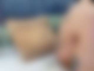 emily-86's Live Sex Cam Show