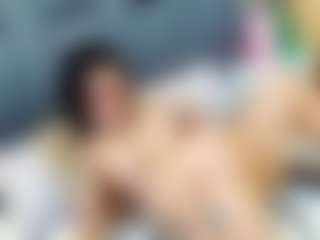 emily-86's Live Sex Cam Show
