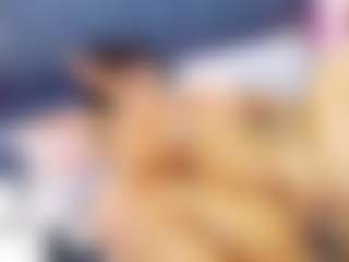 emily-86's Live Sex Cam Show