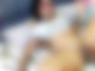 emily-86's Live Sex Cam Show
