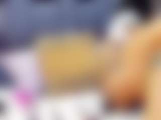 emily-86's Live Sex Cam Show