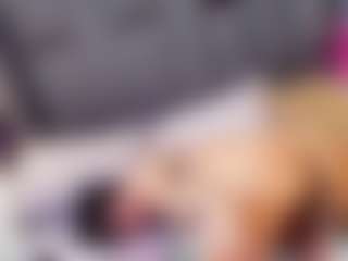 emily-86's Live Sex Cam Show