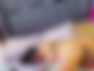 emily-86's Live Sex Cam Show