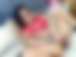 emily-86's Live Sex Cam Show