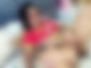 emily-86's Live Sex Cam Show