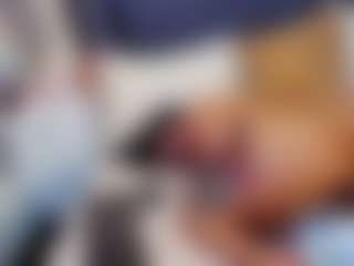 emily-86's Live Sex Cam Show