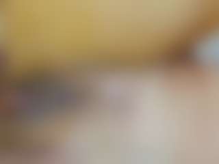 emily-86's Live Sex Cam Show