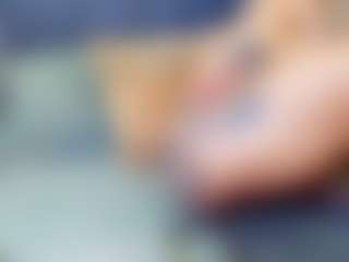 emily-86's Live Sex Cam Show