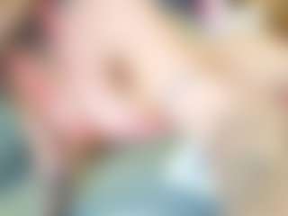 emily-86's Live Sex Cam Show