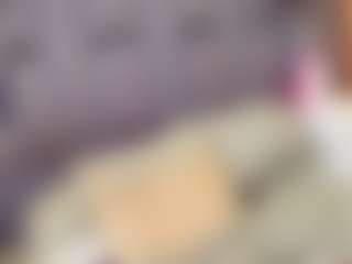emily-86's Live Sex Cam Show