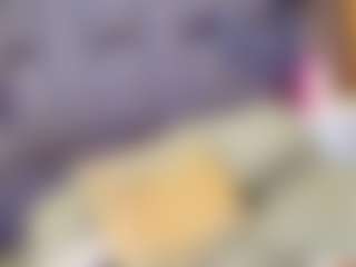 emily-86's Live Sex Cam Show