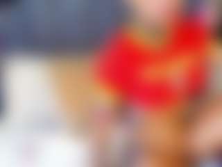 emily-86's Live Sex Cam Show