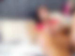 emily-86's Live Sex Cam Show