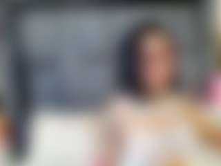 emily-86's Live Sex Cam Show