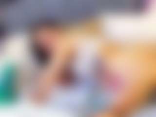 emily-86's Live Sex Cam Show