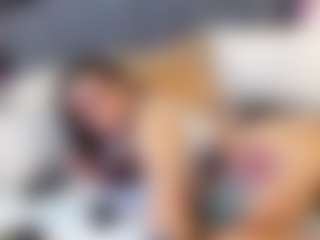 emily-86's Live Sex Cam Show