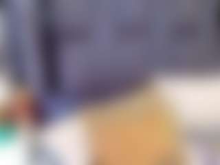 emily-86's Live Sex Cam Show