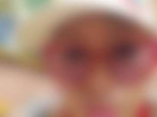 emily-86's Live Sex Cam Show
