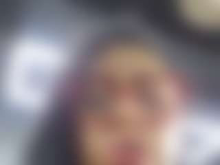 emily-86's Live Sex Cam Show