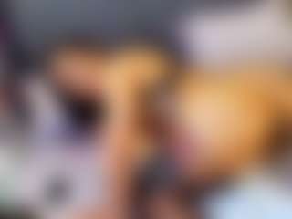 emily-86's Live Sex Cam Show