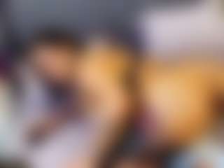emily-86's Live Sex Cam Show